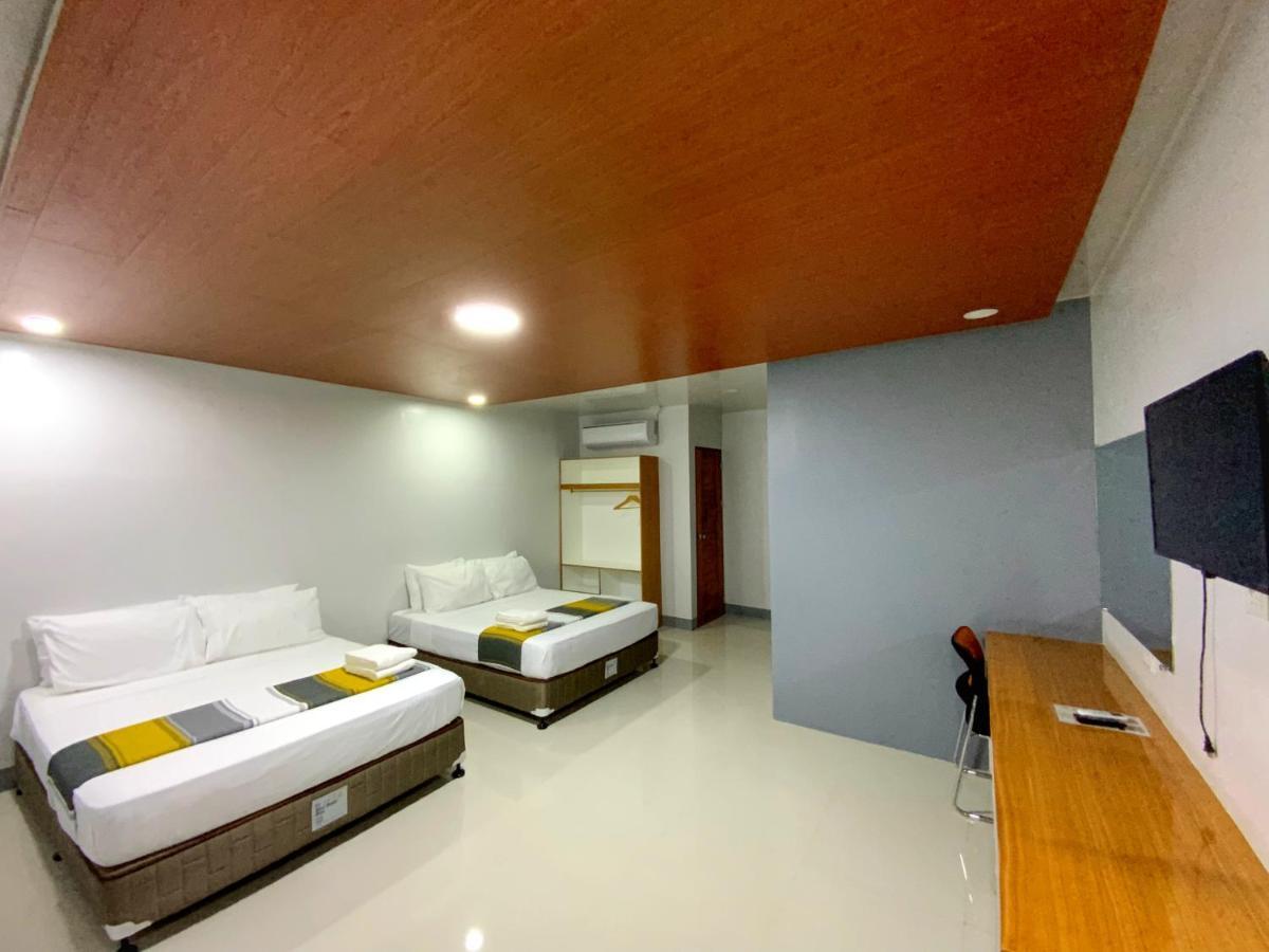 Icon Venue And Suites General Santos City Exterior foto